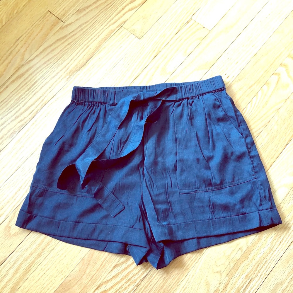 Women’s short